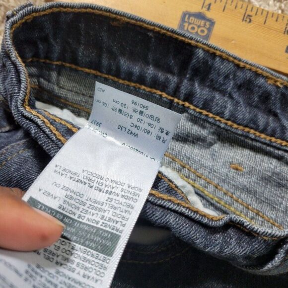 Signature by Levi Strauss Jeans Mens 42x29 Tag 42x30 Relaxed Dark Wash Denim - Picture 3 of 8